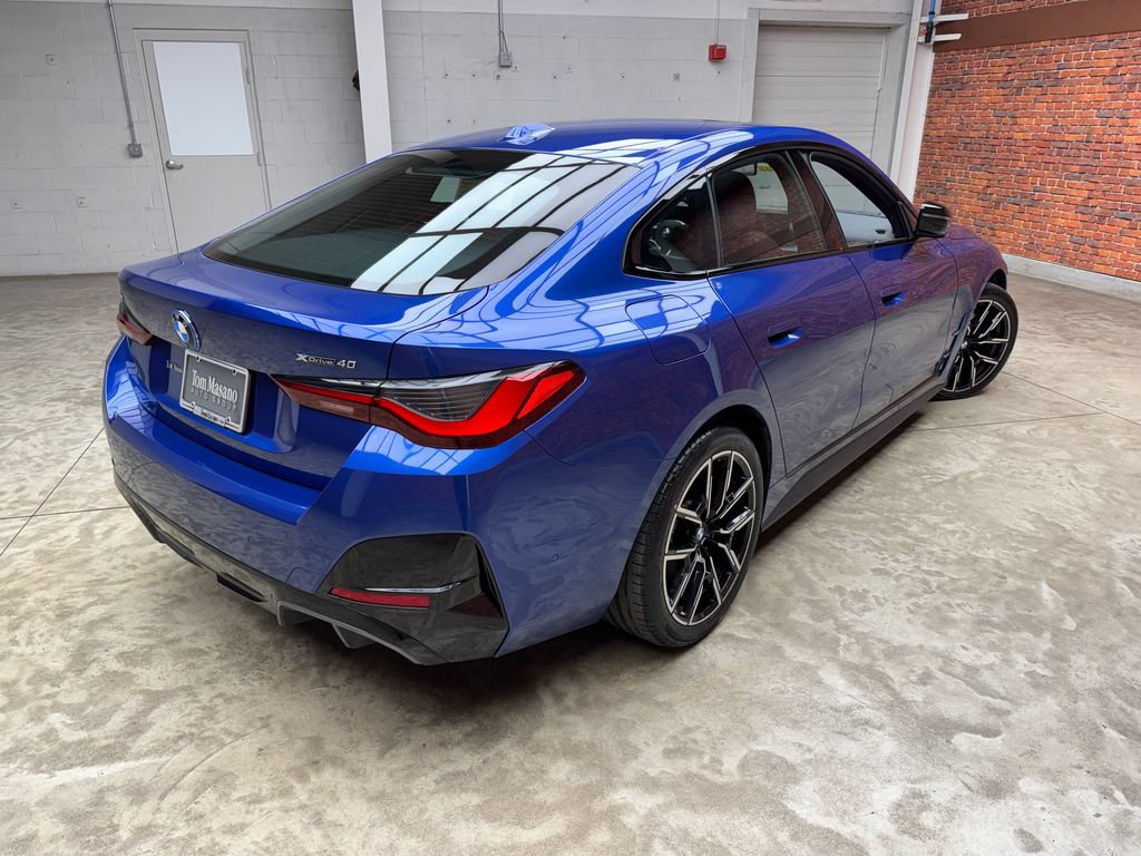 Used 2025 BMW i4 xDrive40i w/ M Sport Package AWD/4WD image 5