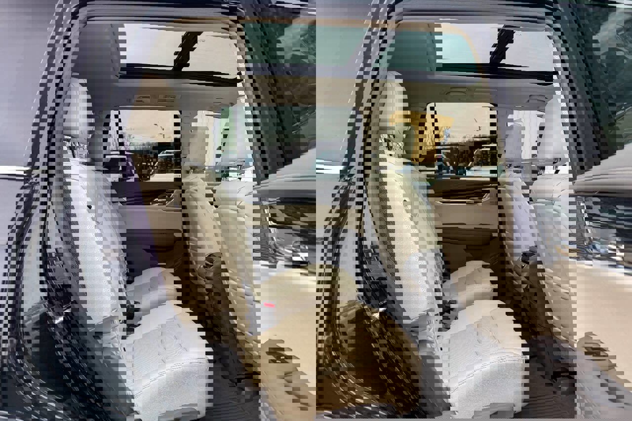 Used 2020 Cadillac XT6 Premium Luxury image 14