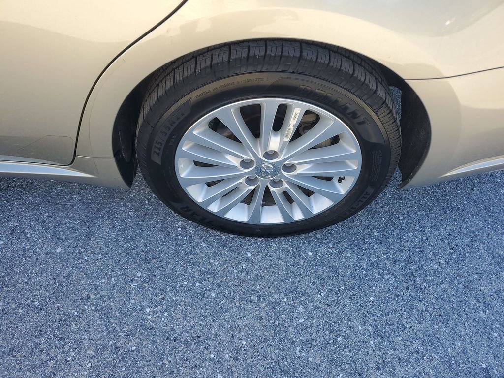 Used 2015 Toyota Avalon XLE Premium image 20