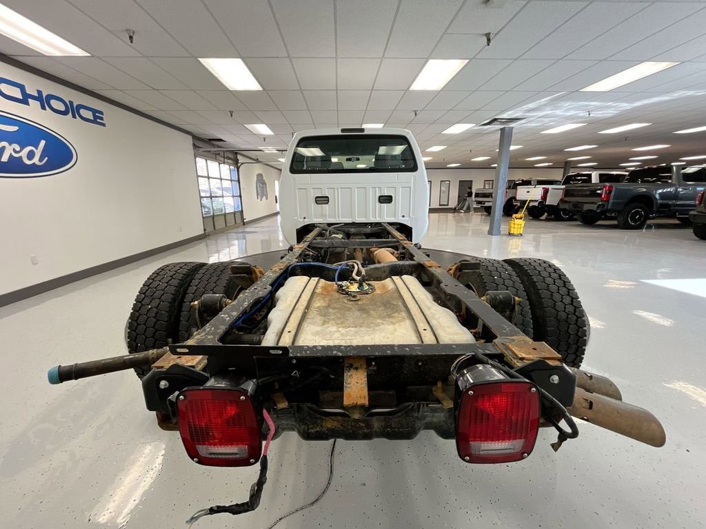 Used 2016 Ford F550 4x4 SuperCab Super Duty image 7