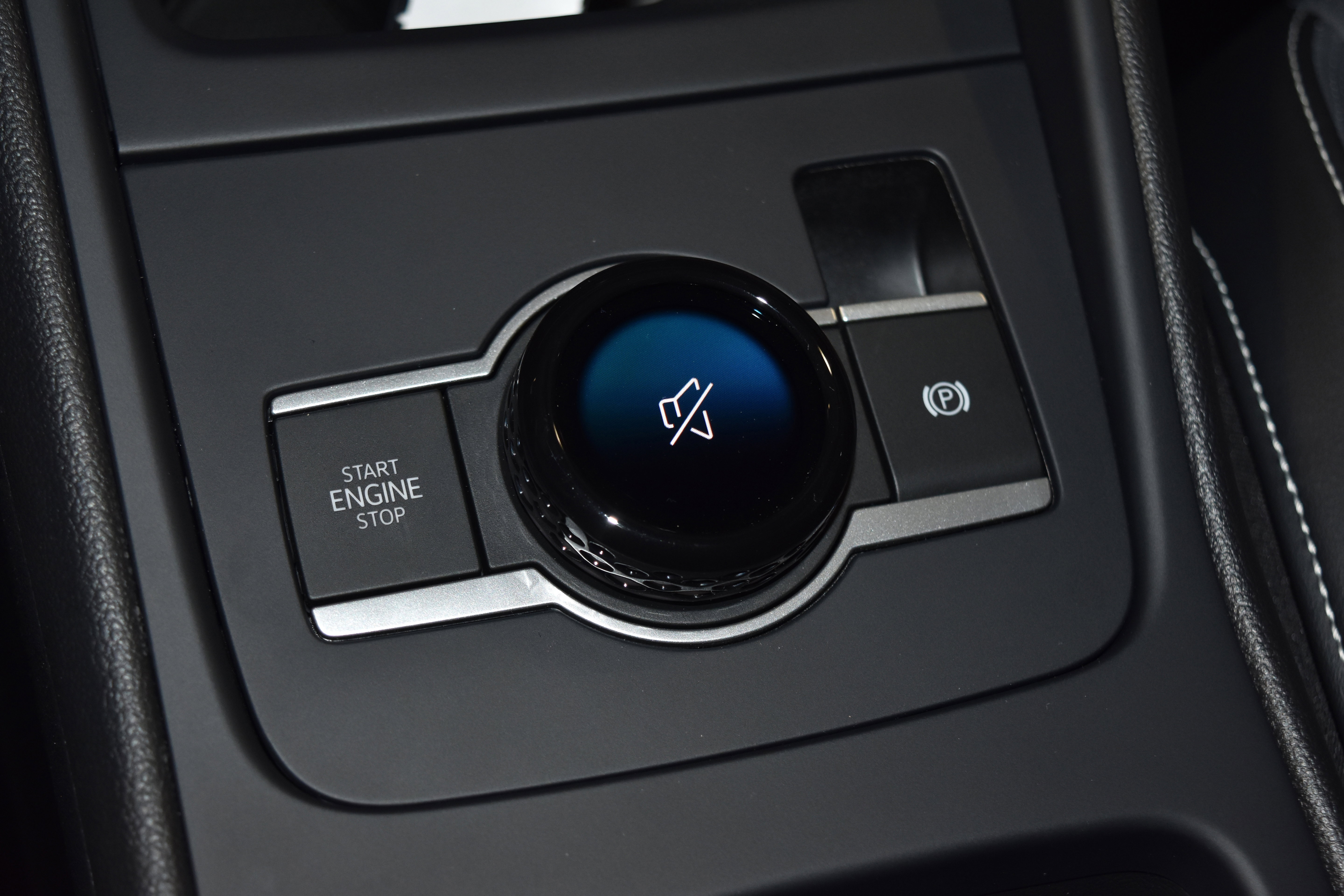 New 2026 Volkswagen Tiguan SE R-Line image 11