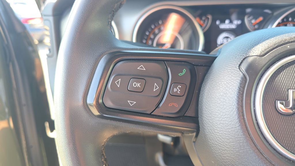 Used 2023 Jeep Gladiator Sport AWD/4WD image 28
