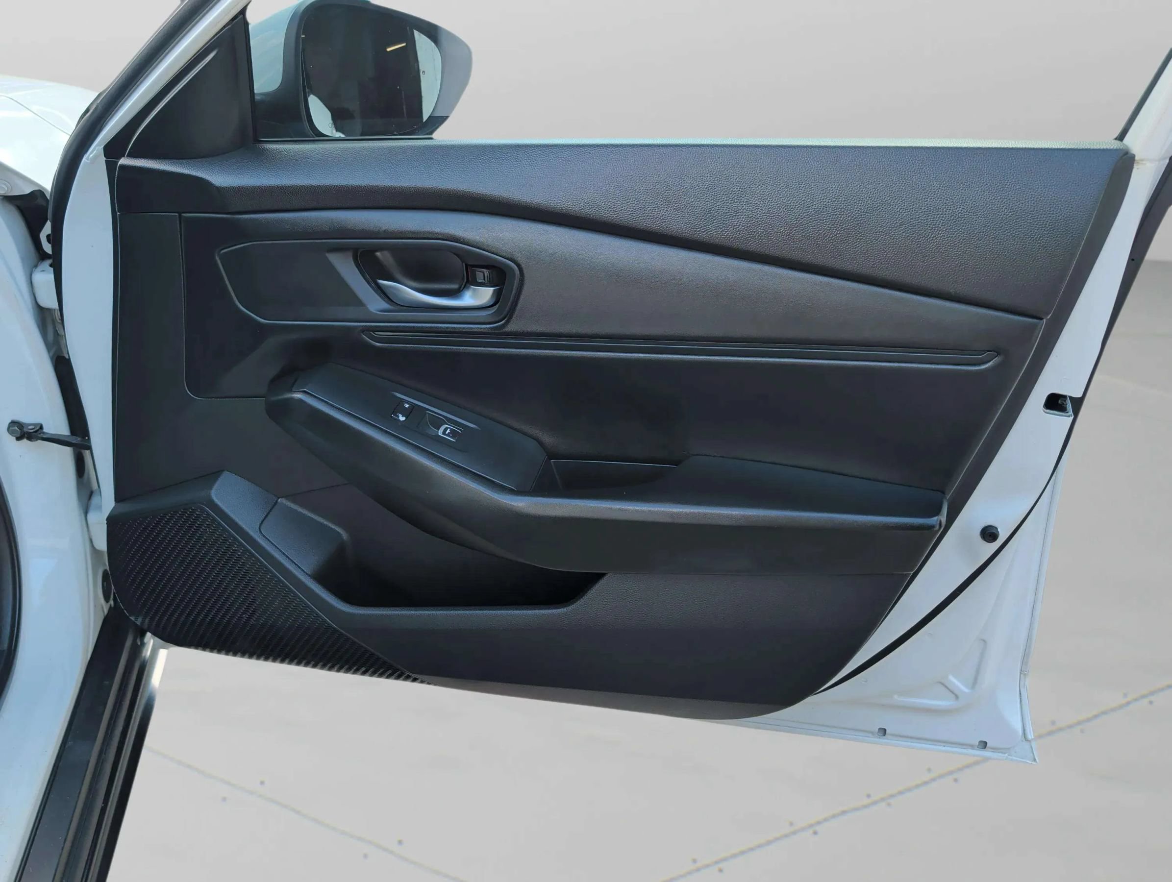 Used 2023 Honda Accord EX image 38