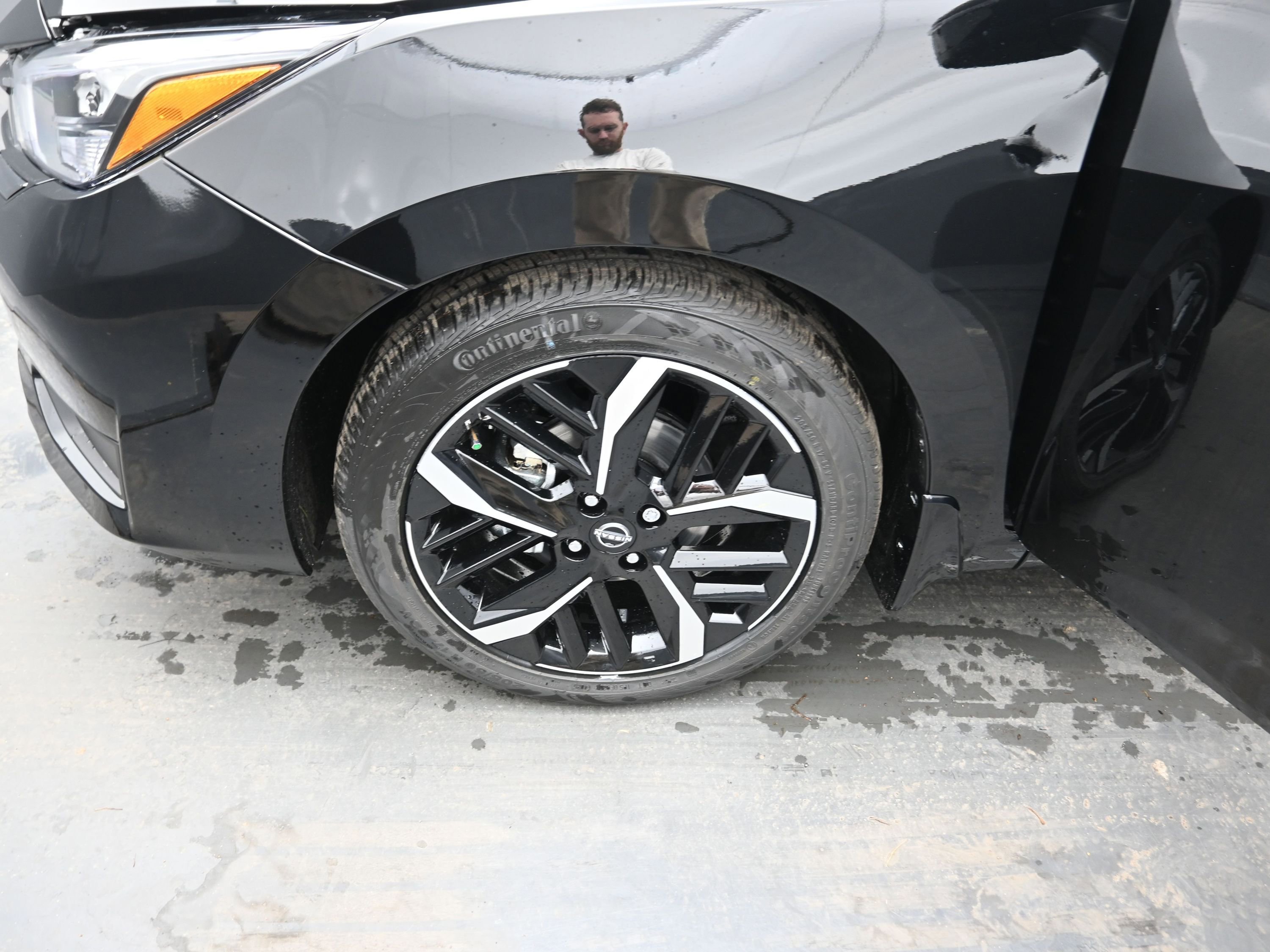 New 2025 Nissan Versa SR image 20