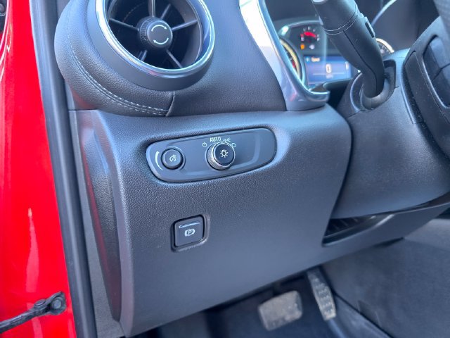 Used 2022 Chevrolet Blazer LT AWD/4WD image 21