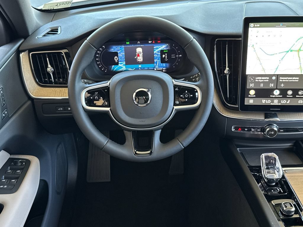 New 2026 Volvo XC60 T8 Plus w/ Protection Package Premier AWD/4WD image 13