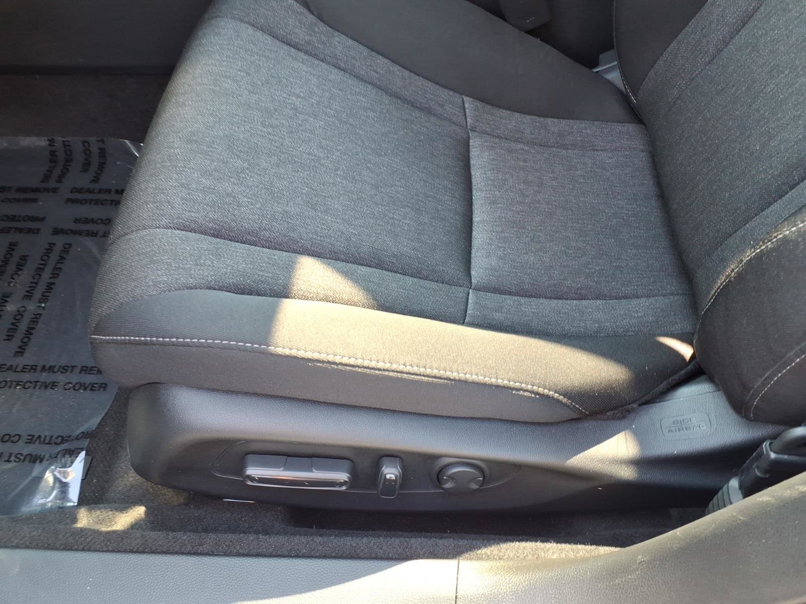 Certified 2025 Honda Accord SE image 14