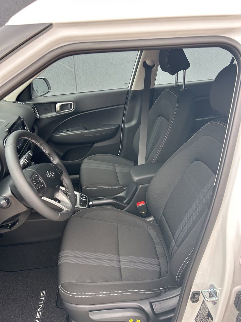 New 2026 Hyundai Venue SEL image 7