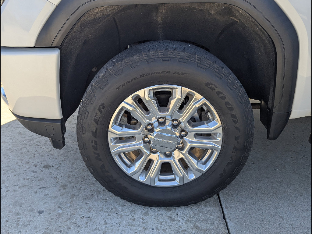 Used 2020 GMC Sierra 2500 Denali w/ Denali Ultimate Package image 18