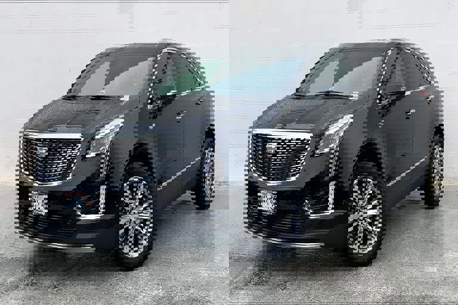 Used 2023 Cadillac XT5 Premium Luxury w/ Technology Package image 1