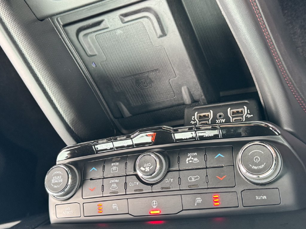 Used 2023 Dodge Durango R/T w/ Blacktop Package AWD/4WD image 26