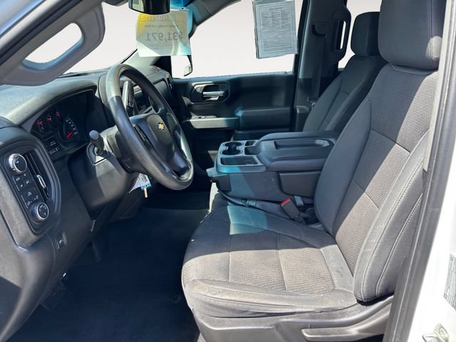 Used 2019 Chevrolet Silverado 1500 Custom w/ Custom Value Package AWD/4WD image 9
