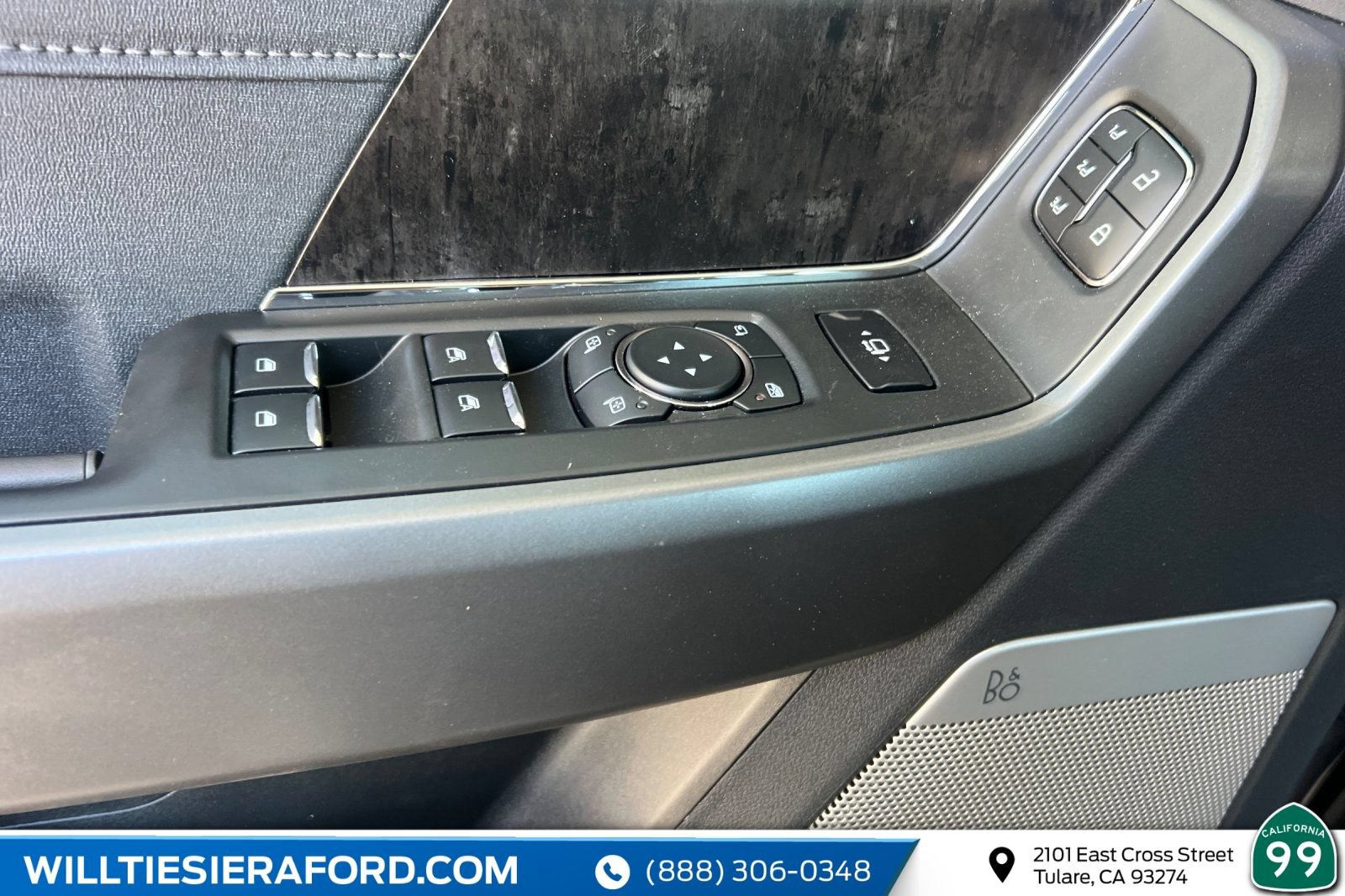New 2026 Ford F250 Lariat w/ FX4 Off-Road Package AWD/4WD image 12
