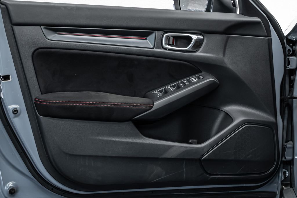Used 2024 Honda Civic Type R image 9