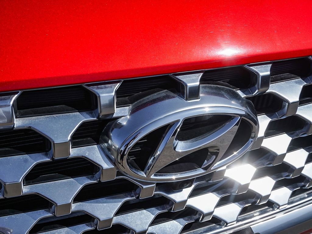 Used 2023 Hyundai Santa Fe Limited w/ Cargo Package image 11