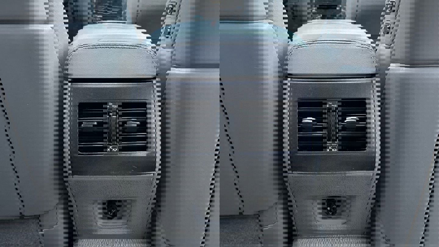 Used 2007 Lexus LS 460 RWD image 39