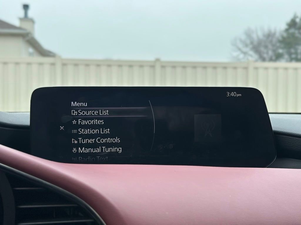 Used 2024 MAZDA MAZDA3 Hatchback w/Premium Plus Pkg image 35