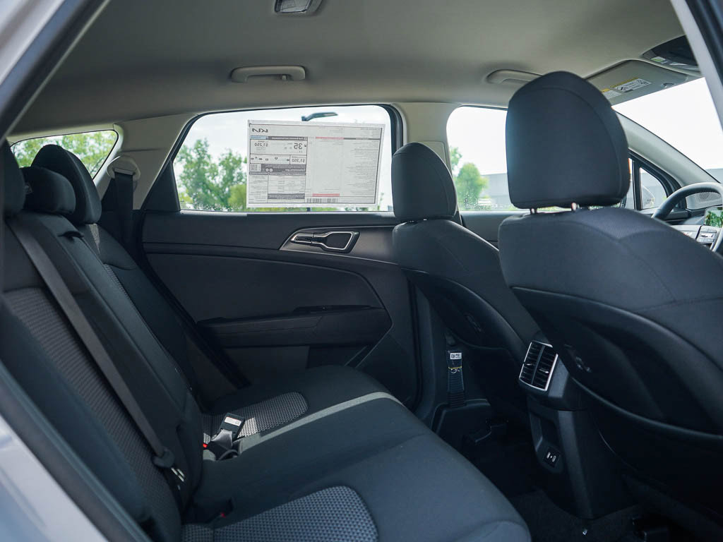 New 2027 Kia Sportage S AWD/4WD image 12