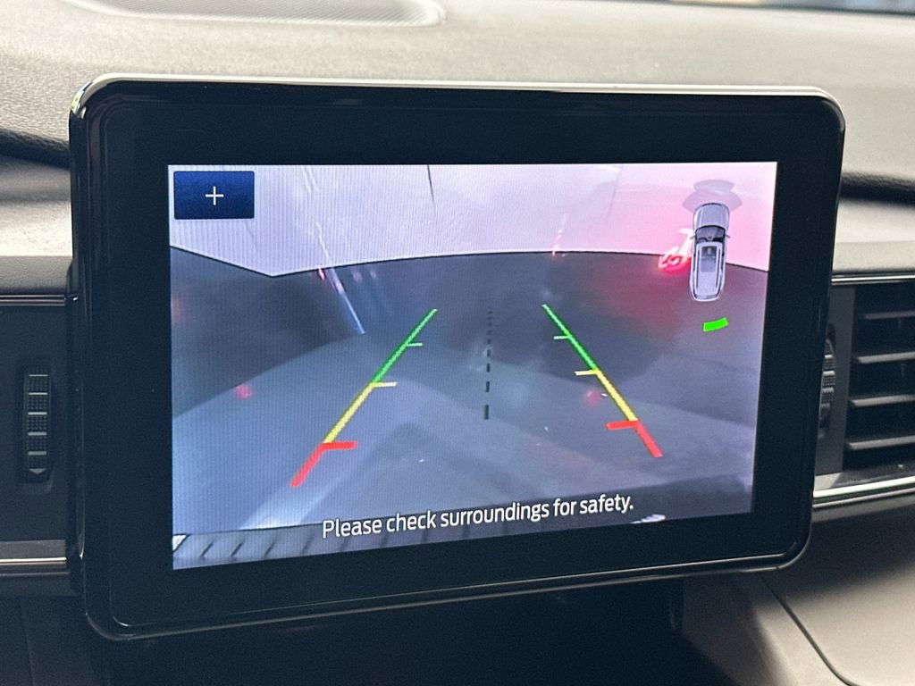 Used 2023 Ford Explorer XLT w/ Equipment Group 202A image 20