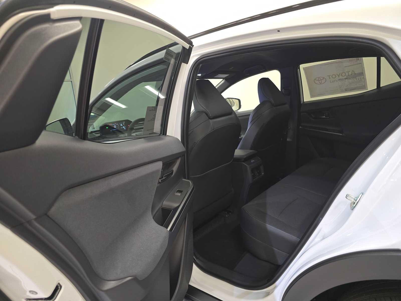 New 2027 Toyota C-HR AWD/4WD image 22