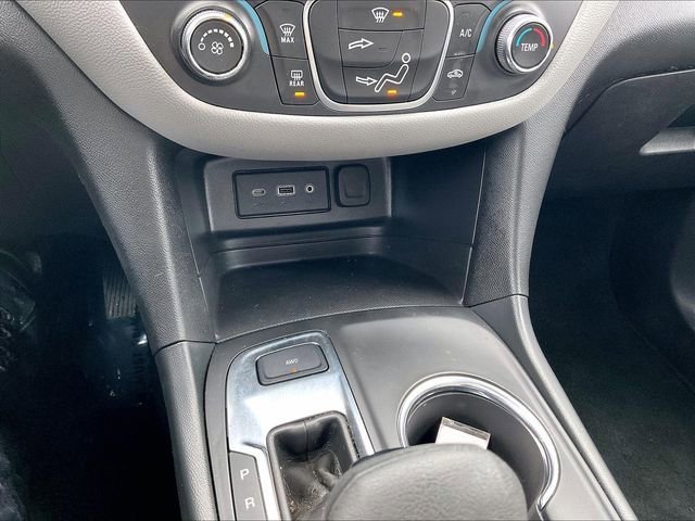 Used 2024 Chevrolet Equinox LS AWD/4WD image 24