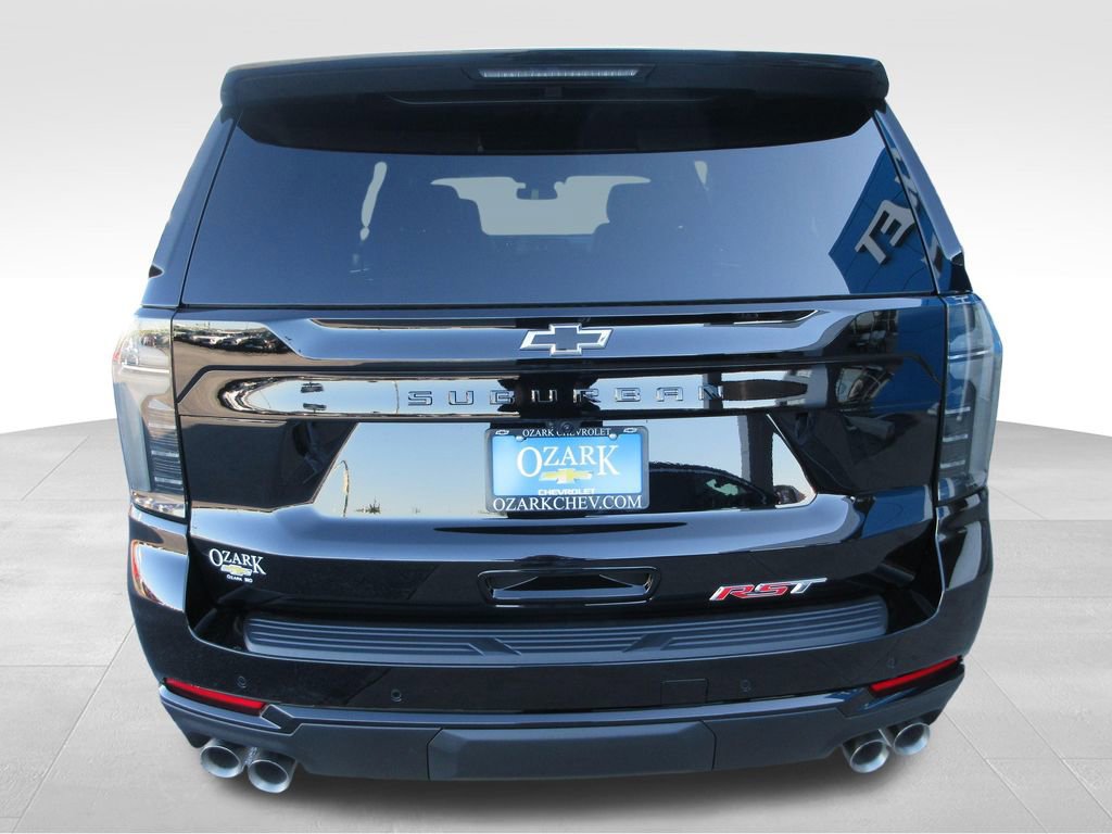 New 2026 Chevrolet Suburban RST image 5