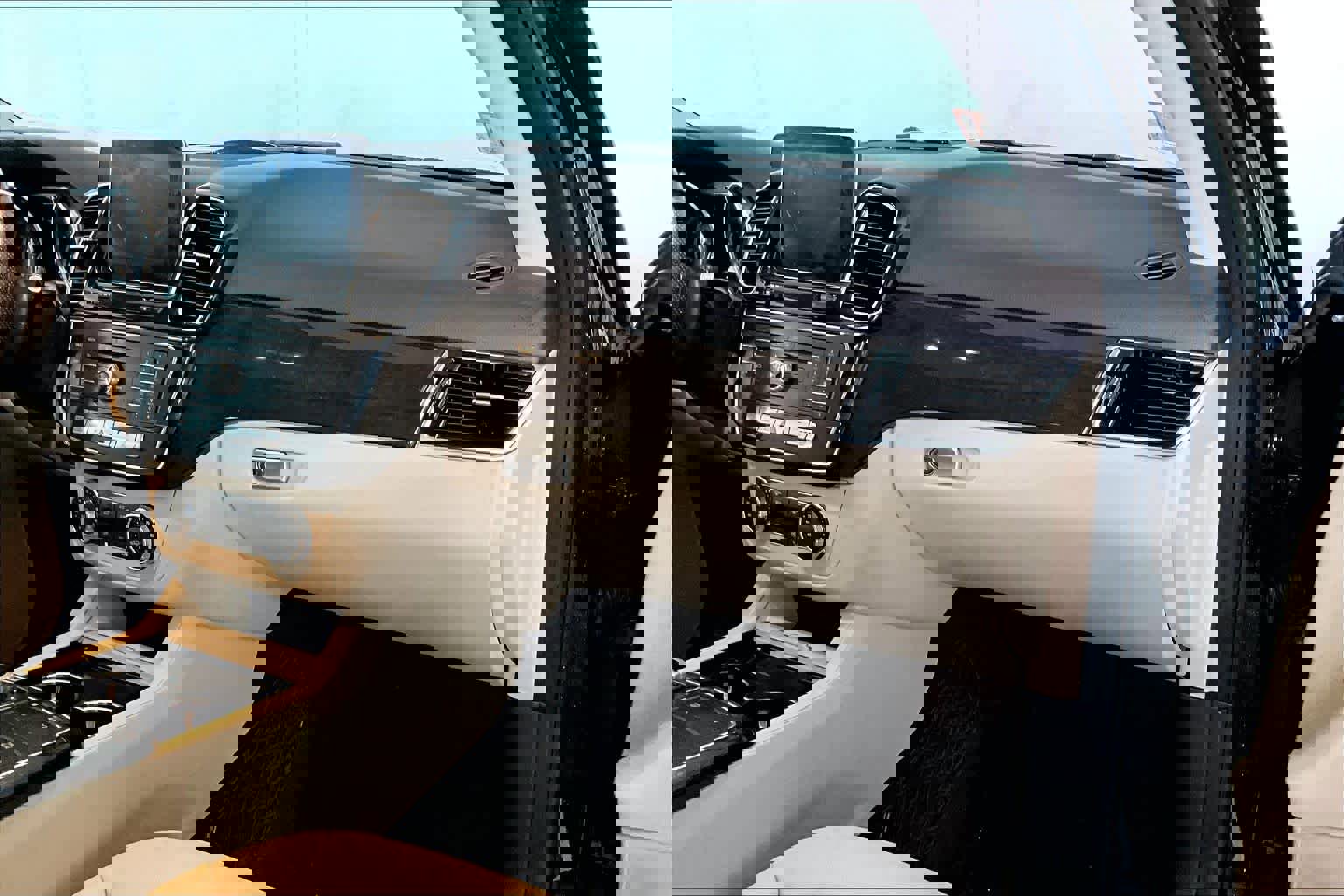 Used 2018 Mercedes-Benz GLE 350 4MATIC image 19