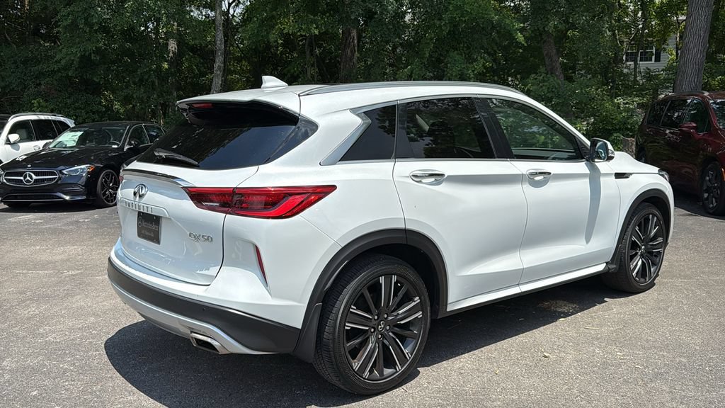 Used 2023 INFINITI QX50 Sensory AWD/4WD image 3