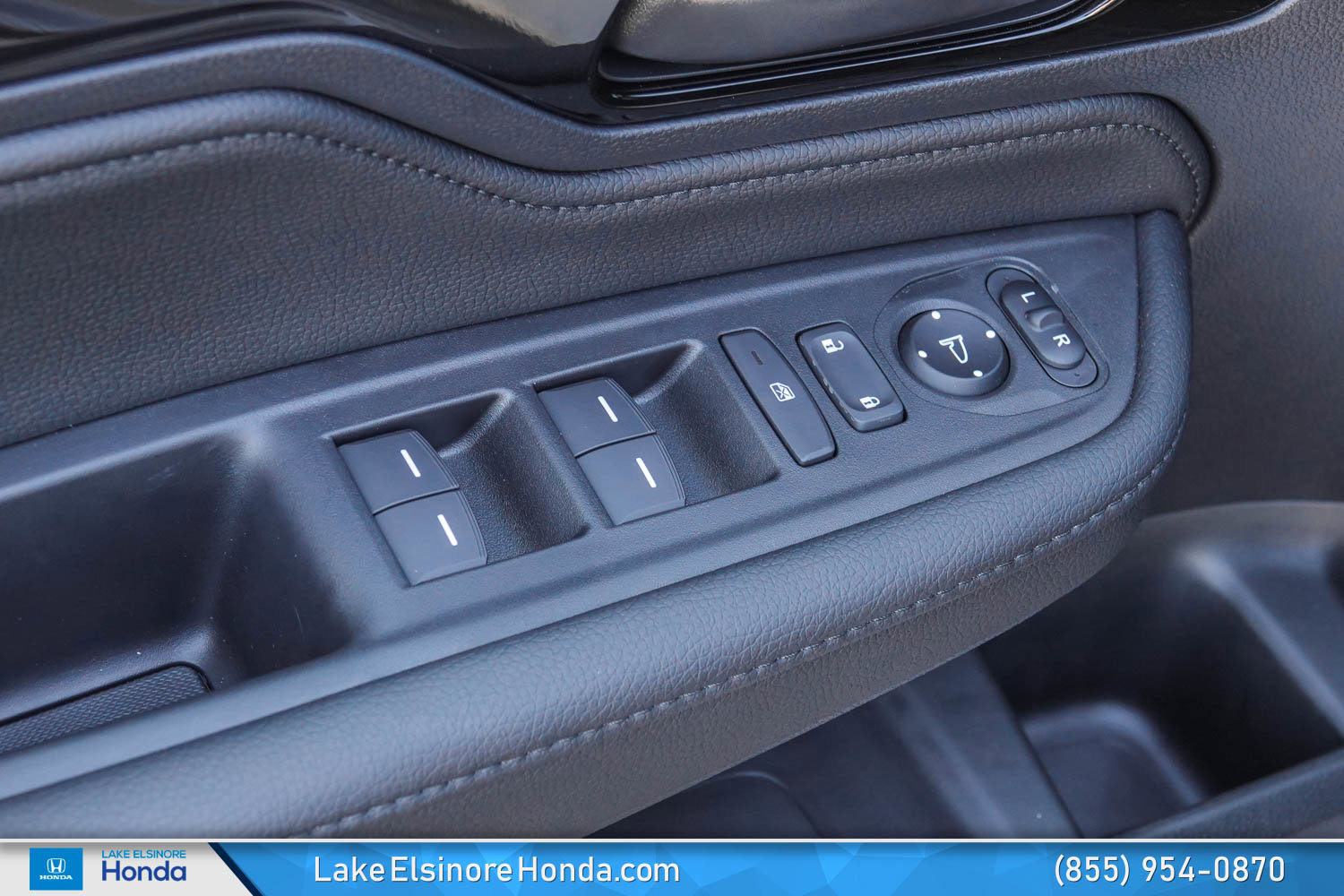 New 2026 Honda Odyssey Touring image 14