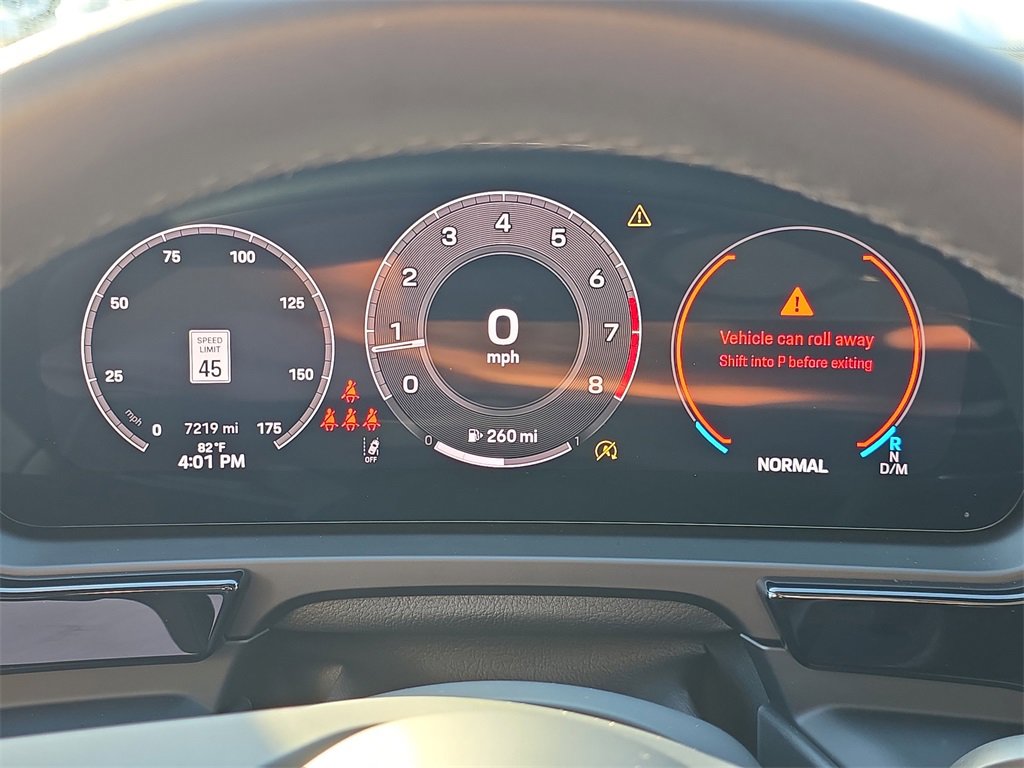 New 2025 Porsche Cayenne image 32