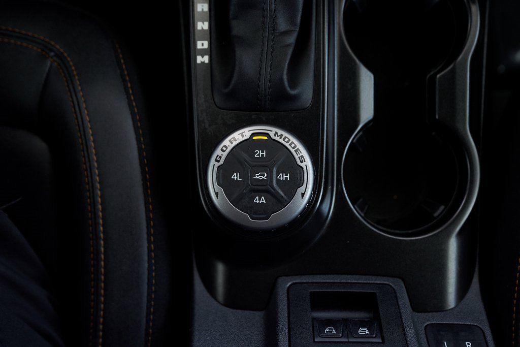 Used 2022 Ford Bronco Badlands image 39