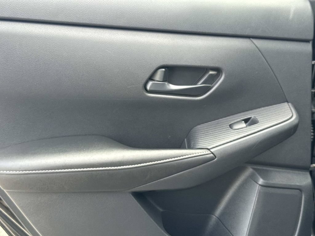 Certified 2024 Nissan Sentra SV FWD image 12