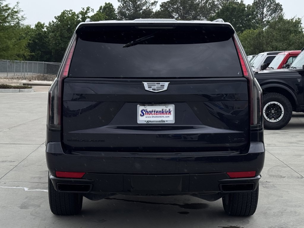 Used 2024 Cadillac Escalade Sport Platinum AWD/4WD image 5