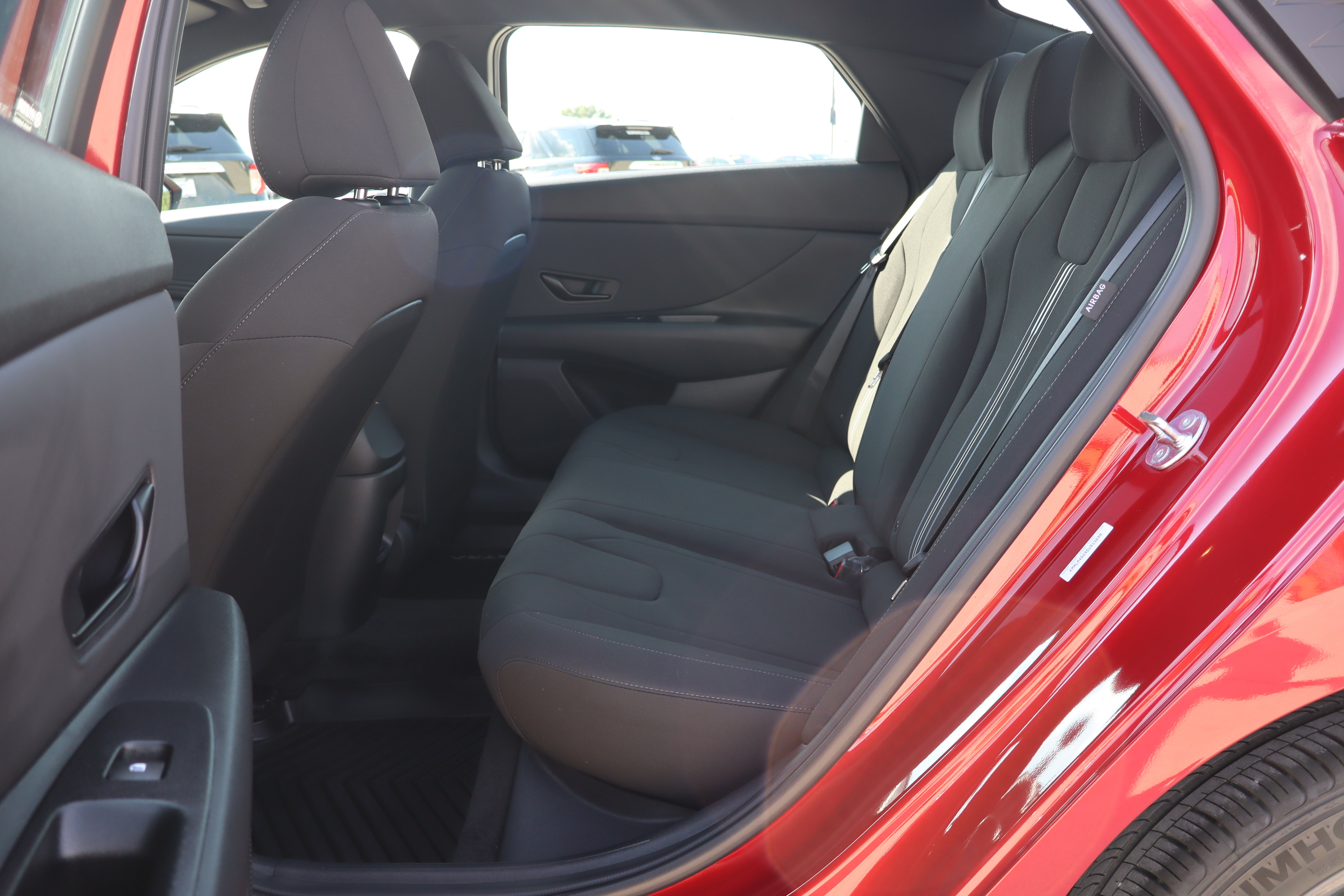 Used 2025 Hyundai Elantra Sport FWD image 10