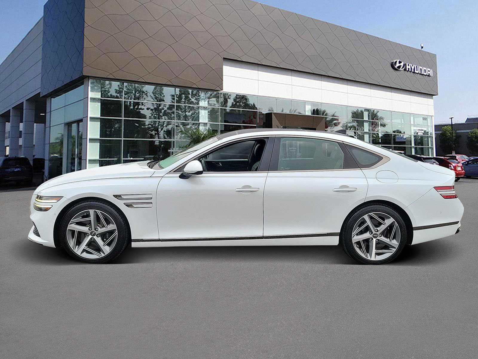 Used 2023 Genesis G80 2.5T w/ Sport Prestige Package RWD image 3