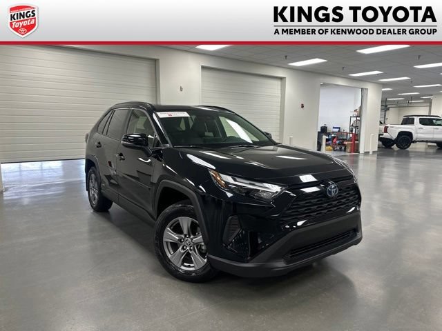 Certified 2024 Toyota RAV4 XLE AWD/4WD video 1