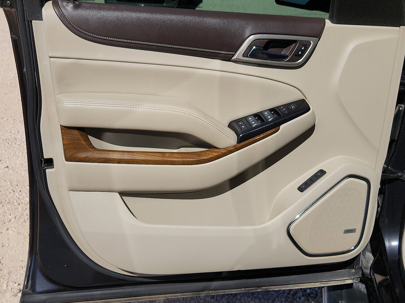 Used 2020 GMC Yukon XL Denali w/ Denali Ultimate Package image 11