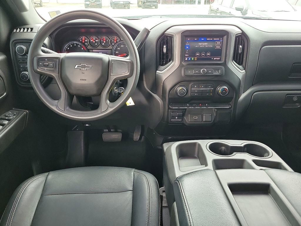 Used 2020 Chevrolet Silverado 1500 Custom Trail Boss w/ Custom Convenience Package AWD/4WD image 10
