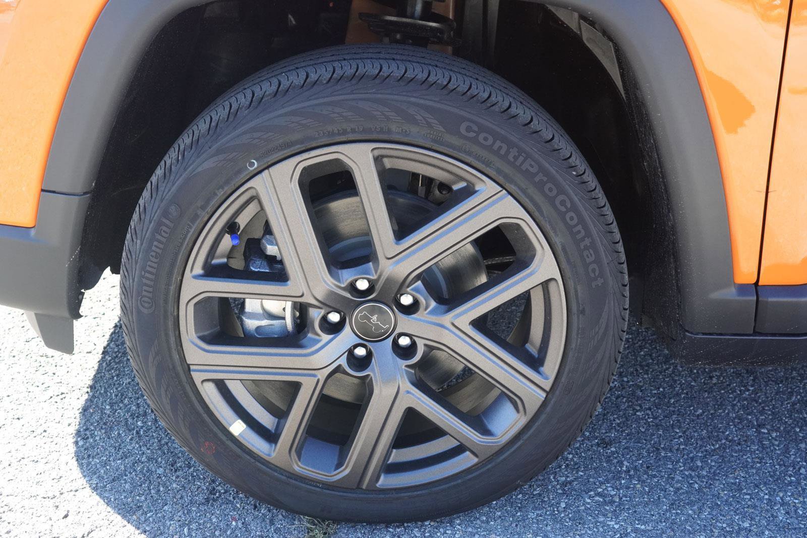 New 2026 Jeep Compass Limited image 24