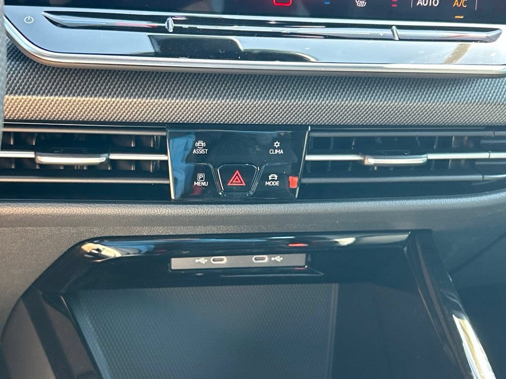 New 2026 Volkswagen GTI SE FWD image 35