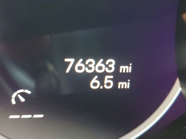 Used 2022 Porsche Cayenne Platinum Edition image 25