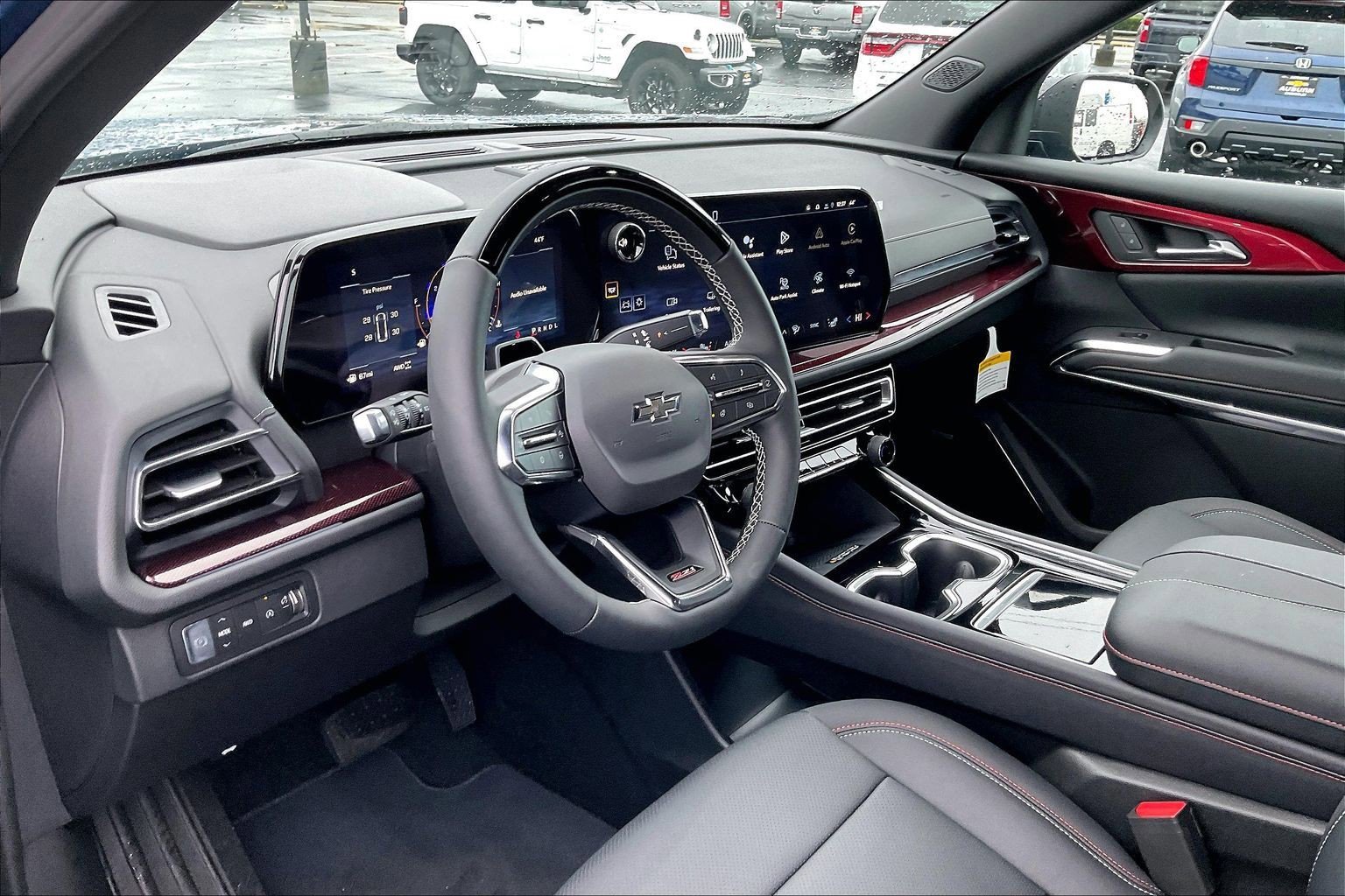 New 2026 Chevrolet Traverse Z71 w/ Enhanced Driving Package image 6