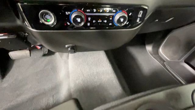 Used 2022 Chevrolet Silverado 1500 LT AWD/4WD image 31