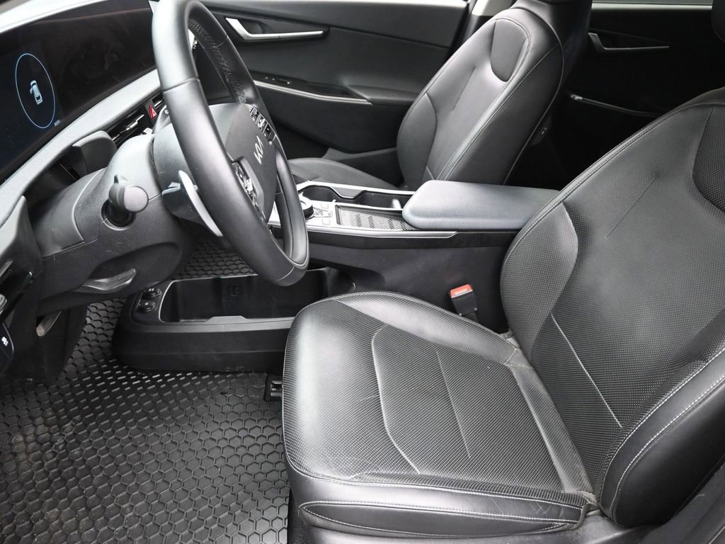 Used 2023 Kia EV6 Wind image 15