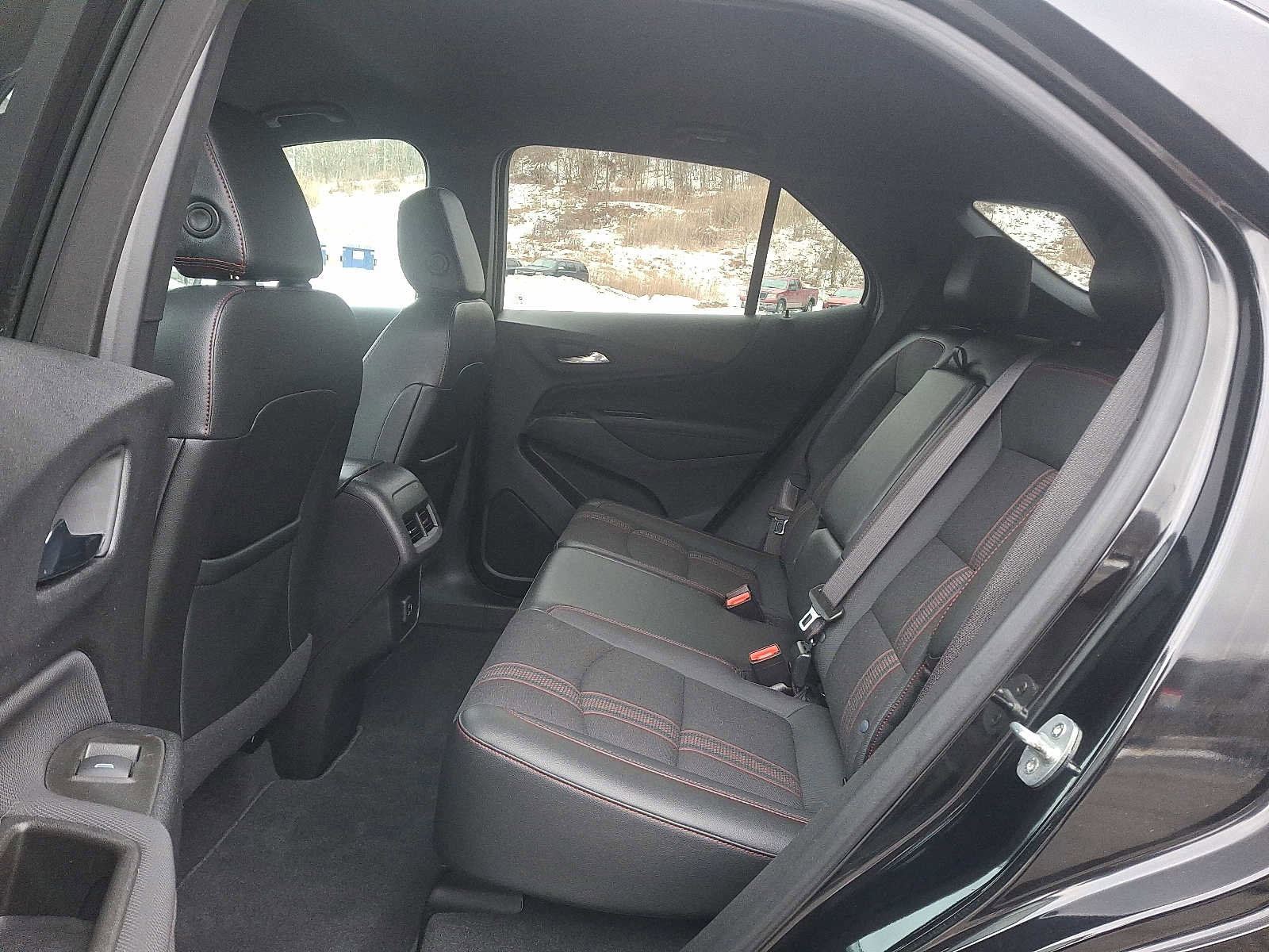 Used 2023 Chevrolet Equinox RS image 10