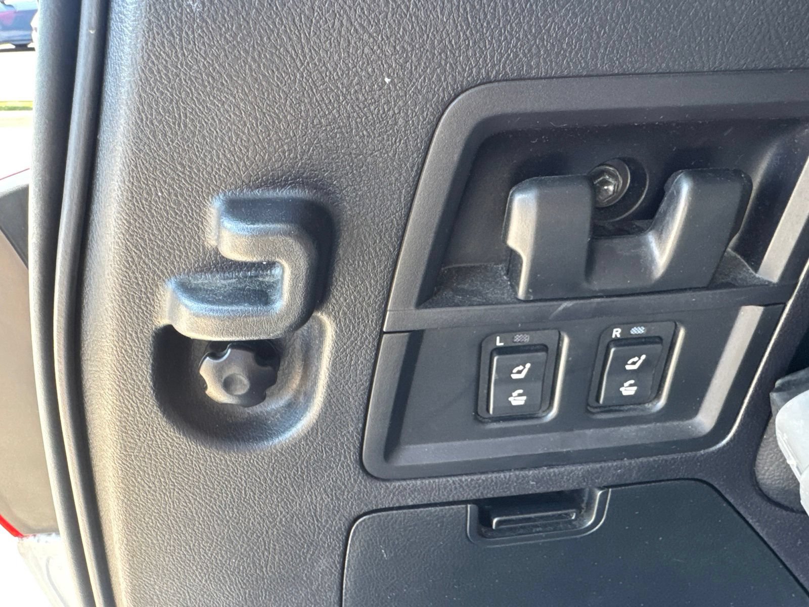 Used 2019 Toyota Sequoia TRD Sport AWD/4WD image 26
