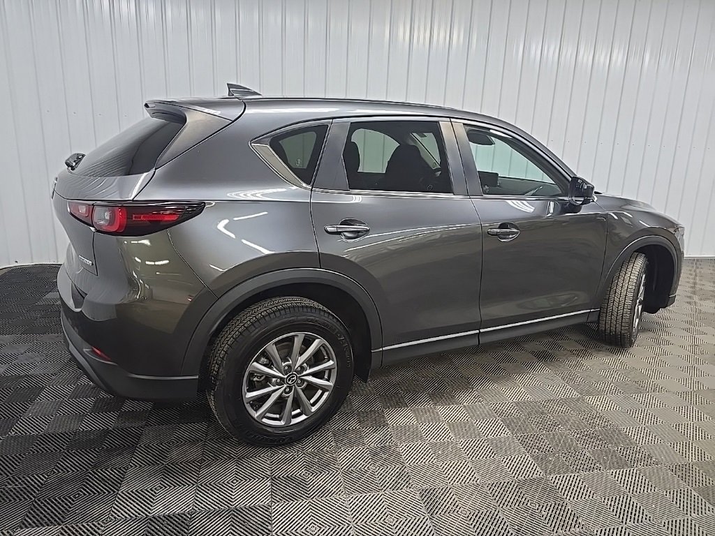 Used 2023 MAZDA CX-5 AWD 2.5 S w/ Select Package image 3
