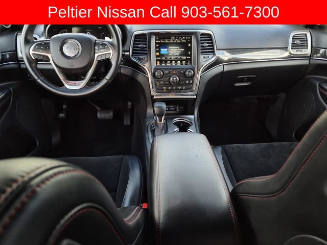 Used 2017 Jeep Grand Cherokee Trailhawk AWD/4WD image 30