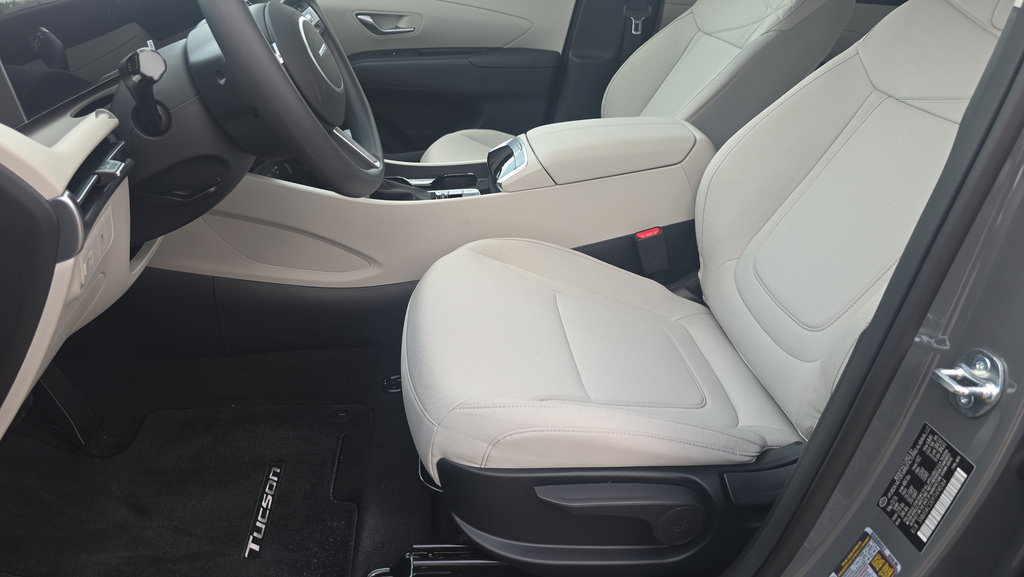 New 2026 Hyundai Tucson SE AWD/4WD image 14