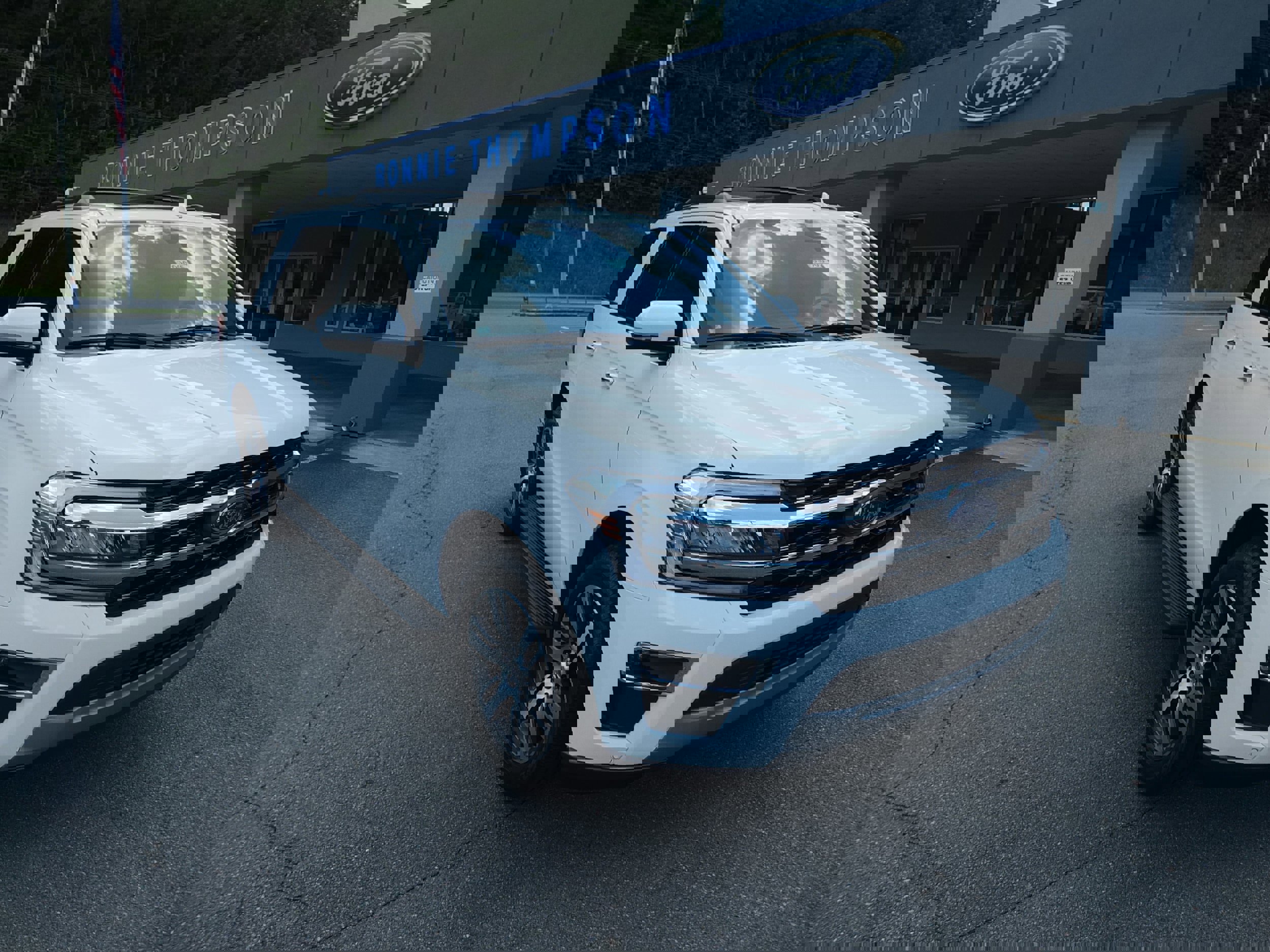 Used 2024 Ford Expedition Limited